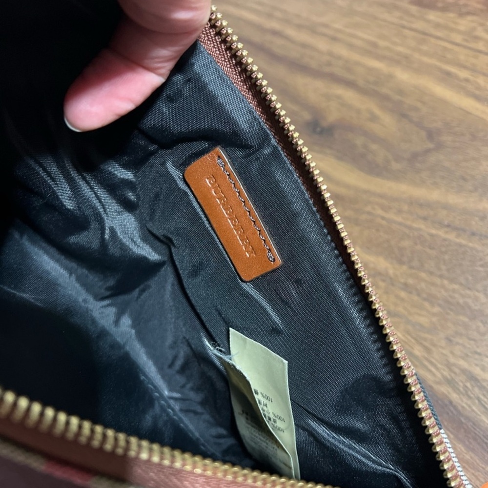 Burberry Plaid Clutch/Wristlet with Brown Leather Trim - Picture 6 of 16